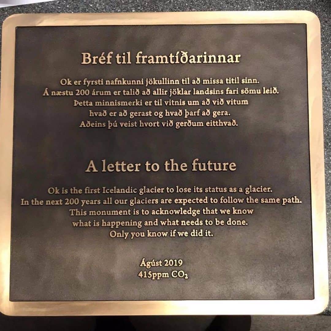 CNNさんのインスタグラム写真 - (CNNInstagram)「Follow ➡️ @cnnclimate ➡️ This is the first Icelandic glacier lost to climate change. On Sunday, scientists memorialized Okjökull, known as Ok for short, with a plaque that contained a dire warning. "Ok is the first Icelandic glacier to lose its status as a glacier. In the next 200 years, all our glaciers are expected to follow the same path. This monument is to acknowledge that we know what is happening and know what needs to be done. Only you know if we did it," the plaque reads in English and Icelandic.⁣⁣ ⁣⁣ If glaciers continue to melt at the current rapid rate, it will pose a number of hazards for the planet, geologists say. Here are some of the potential hazards:⁣⁣ ▪️People could be displaced⁣⁣ ▪️Some remote island nations would be at risk of disappearing⁣⁣ ▪️Water supply could diminish⁣⁣ ▪️Food could become scarcer⁣⁣ ▪️Coastal communities would be more susceptible to flooding,⁣⁣ ▪️Trade could be impacted⁣⁣ ⁣⁣ (📸: @NASA, Jeremie Richard/AFP/Getty Images and Dominic Boyer/Cymene Howe)」8月19日 23時15分 - cnn