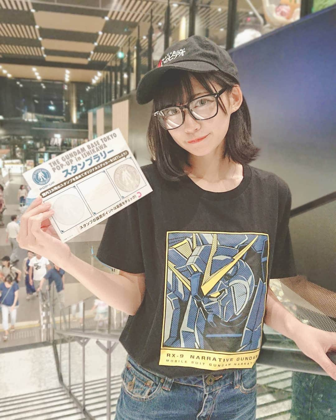 空野青空さんのインスタグラム写真 - (空野青空Instagram)「. . ガンダムの女さん、  スタンプラリーへゆくの巻〜( ⚯̫ ) . . . #GUNDAM #gundambase #popupshop #イオンモール新小松 #ガンダム #GUNDAMNT #ヲタT #otakutshirt  #otaku #スタンプラリー #サブカル女子 感 #眼鏡っ娘 #メガネ女子 #strictg #ヴィレヴァン #ヴィレッジヴァンガード #VV #ほんとうにあった呪いのビデオ #呪いのビデオ #ミディアムボブ #裸眼 #幸薄顔ちゃん #初号機ボディ #aoneko #aonyan #あおにゃん #空野青空」8月19日 23時24分 - ao__sky