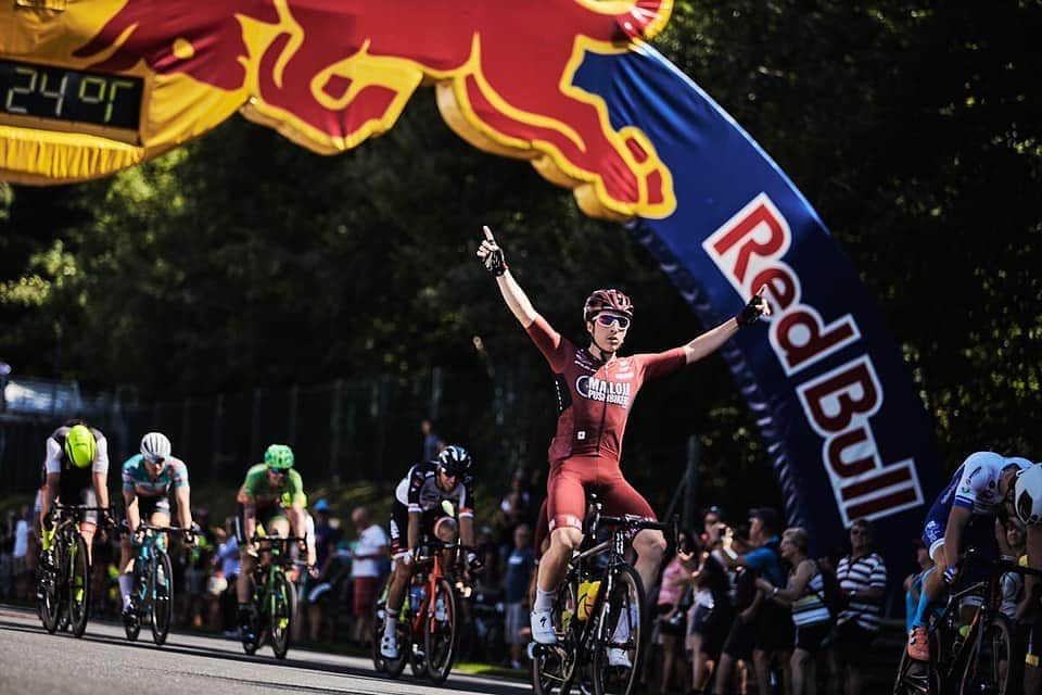 Fuji Bikesさんのインスタグラム写真 - (Fuji BikesInstagram)「Monday is a great day to reflect on an epic weekend.⁣ Valentin Götzinger and Maloja Pushbikers racked up a “W” on the Salzburgring aboad the Fuji SL 🙌🏽⁣ ⁣ ⁣ ⁣ ⁣ 📸: @ursgolling ⁣ #fujisl #fujibikes #conqueryourmountain」8月19日 23時30分 - fujibikes