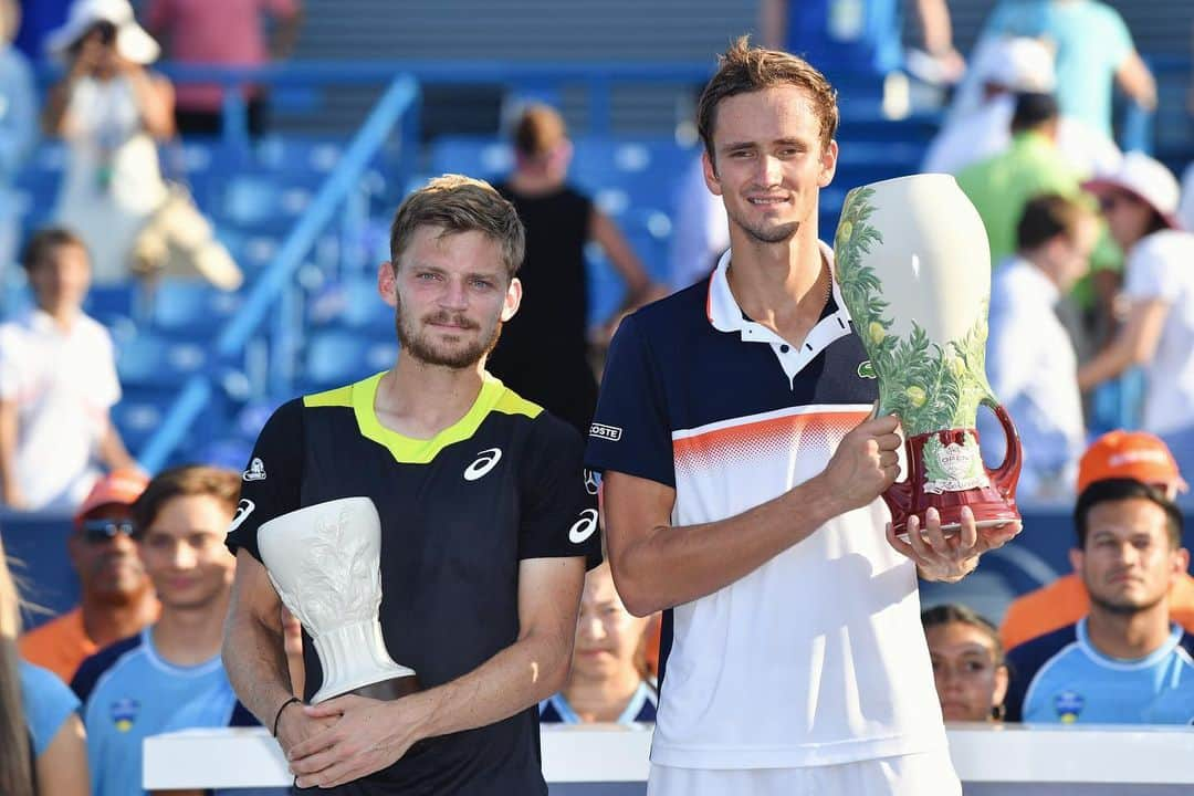 ダビド・ゴフィンさんのインスタグラム写真 - (ダビド・ゴフィンInstagram)「Thank you @cincytennis for this amazing week! I had such a good time. Thank you guys for the support. It always means a lot me 💪🏻🔥 Congrats to @medwed33 for the title 🙌🏻 It’s time to fly to NYC to get ready for the last grand slam of the season🗽」8月19日 23時43分 - david__goffin