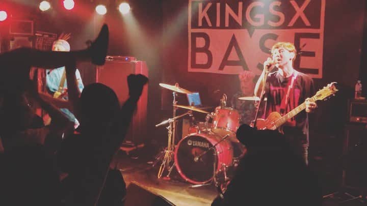 のインスタグラム：「Played a doubleheader for TEAM SHACHI at SUMMER SONIC OSAKA and THE STARBEMS at KINGSX BASE, Kobe. What a fun to be in a BAND! U can take a look on my YouTube📺📲✨ 昼間TEAM SHACHIバンドやらせて貰ってから夜はスターベムズでダブルヘッダーして分かった事はバンドやるって何て楽しいんだって事だあね🎤😊🎸🎶✨ようつべで観れるよ🐬💨 #ダブルヘッダー #Lets #Stay #ToBe #InABand #Forever #and #StayPunkForever #with #SummerSonic #TeamShachi #TheStarbems」