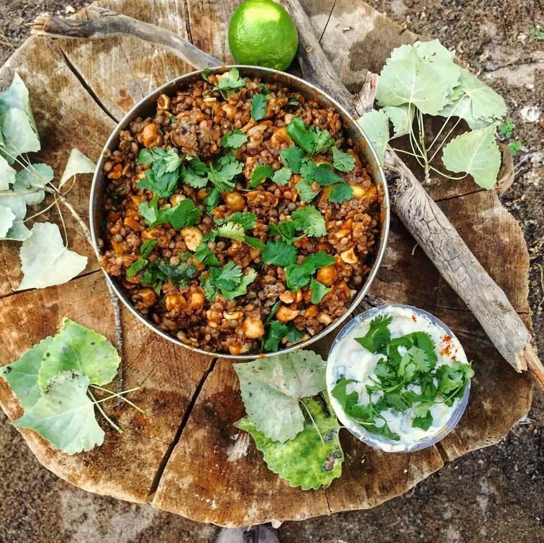 REIさんのインスタグラム写真 - (REIInstagram)「Well, we're definitely hungry now. Last week you shared your favorite camp cooking moments with us by tagging #REIchallenge. These were some of our absolute favorites.  Photos: @chillly_pepper in Sespe Wilderness, #California; @nouk2u in Forestville/Mystery Cave State Park, #Minnesota; @her.campkitchen in Eastern #Oregon; @hola_franki in Salt Point State Park, #California. #OptOutside」8月20日 0時36分 - rei