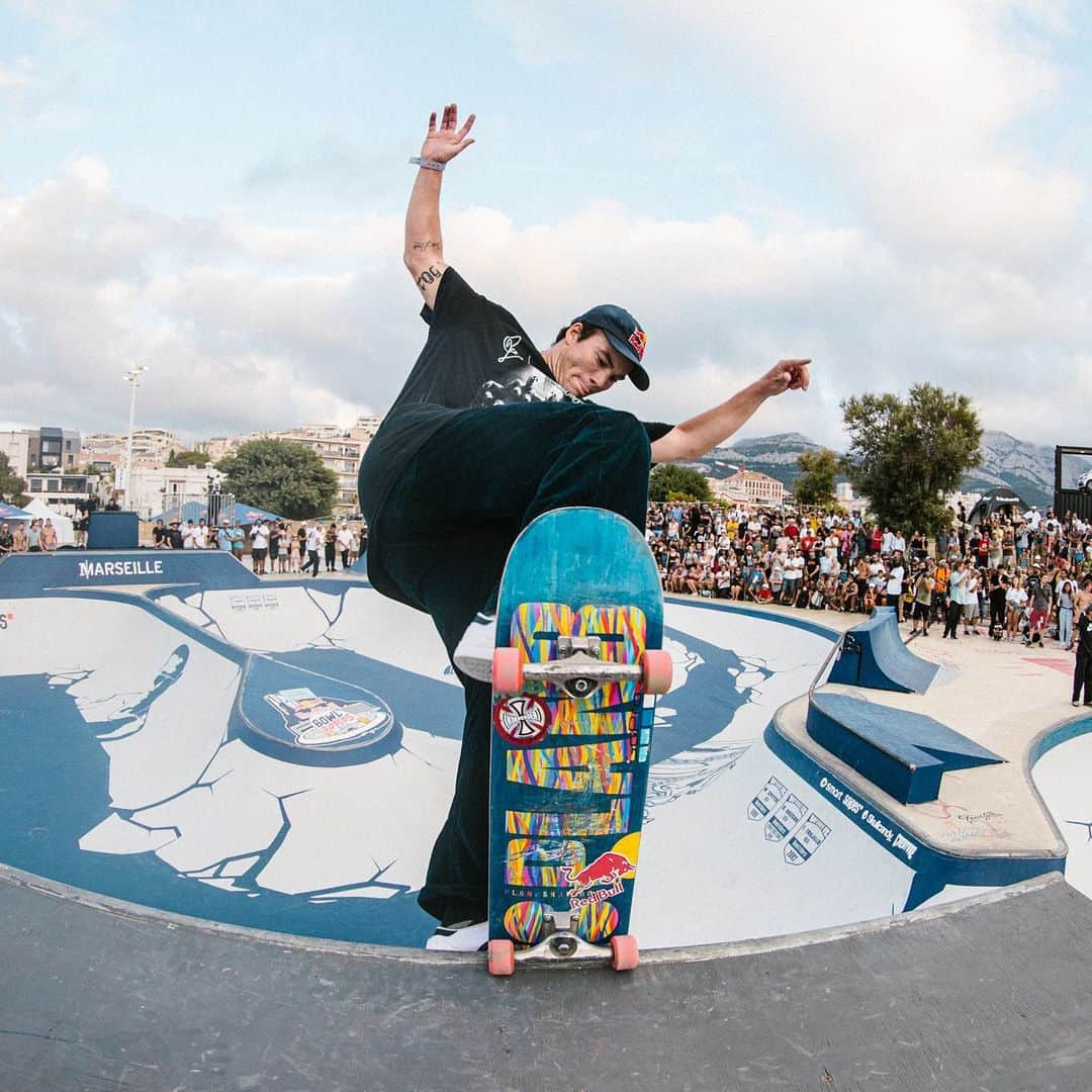 レッドブルさんのインスタグラム写真 - (レッドブルInstagram)「Take a look at the very best from Red Bull Bowl Rippers!🛹Ask the man behind the lens @teddymorellec anything about shooting from one of skateboarding’s most famous proving grounds 👇 . #redbull #worldphotographyday #photography #art #photo #redbullbowlrippers」8月20日 0時45分 - redbull