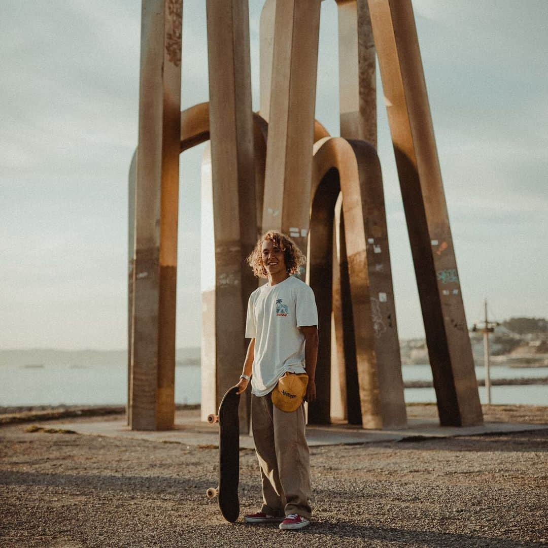 レッドブルさんのインスタグラム写真 - (レッドブルInstagram)「Take a look at the very best from Red Bull Bowl Rippers!🛹Ask the man behind the lens @teddymorellec anything about shooting from one of skateboarding’s most famous proving grounds 👇 . #redbull #worldphotographyday #photography #art #photo #redbullbowlrippers」8月20日 0時45分 - redbull