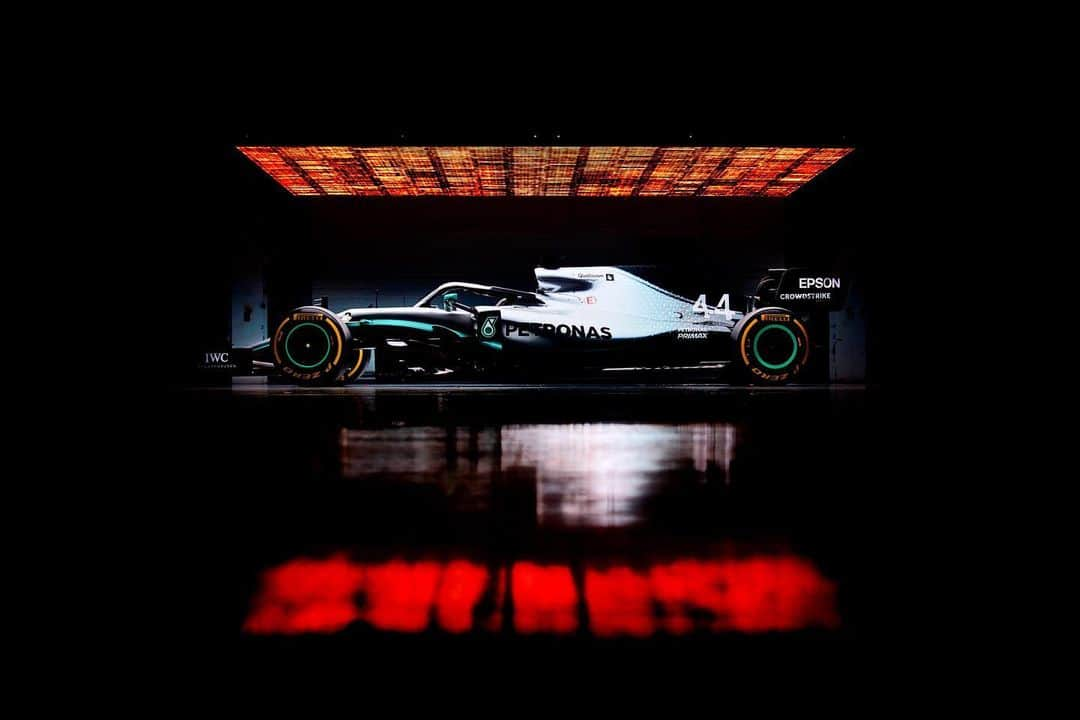 MERCEDES AMG PETRONASさんのインスタグラム写真 - (MERCEDES AMG PETRONASInstagram)「Steve Etherington picks his favourite snaps of @f1 2019 so far 📸 #StevesBestPics • #MercedesAMGF1 #Mercedes #AMG #F1 #VB77 #PETRONASmotorsports #LH44 #WorldPhotoDay #WorldPhotographyDay」8月20日 0時46分 - mercedesamgf1