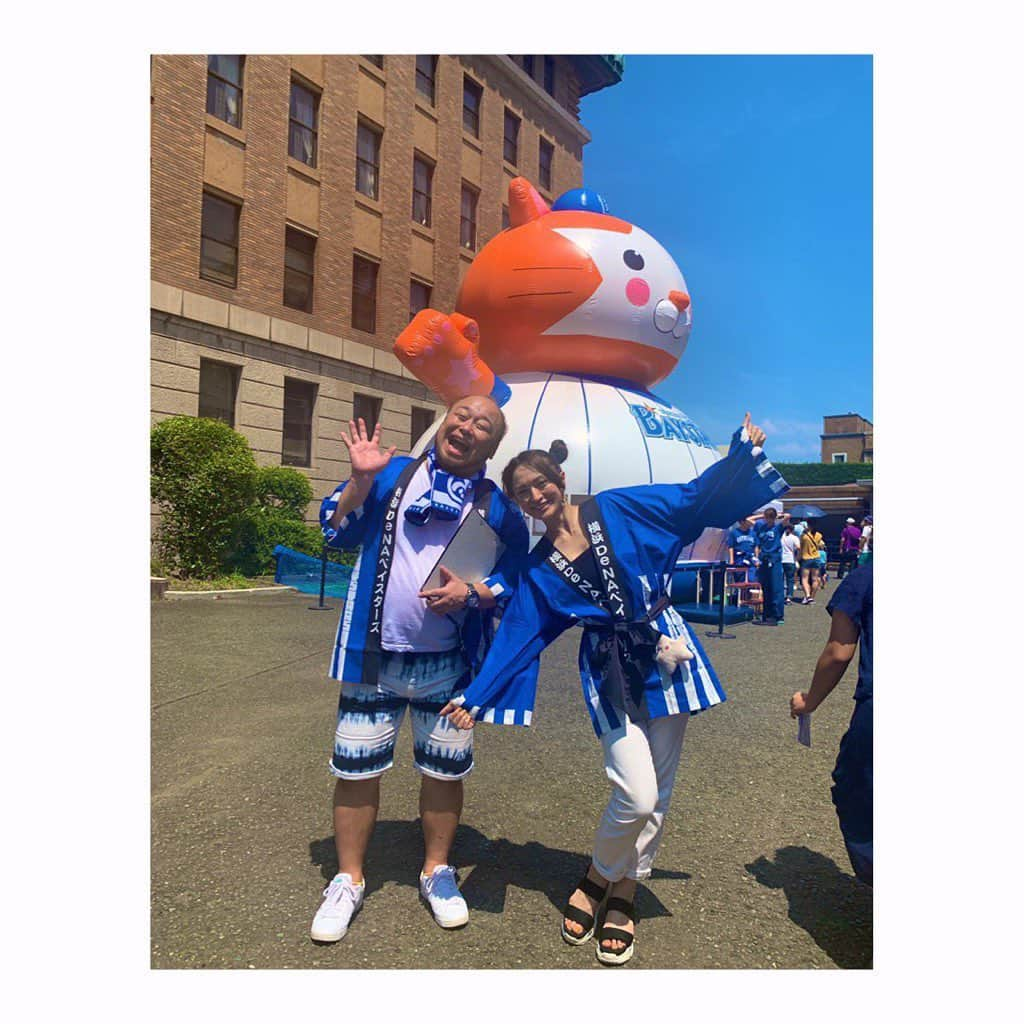 杜野まこさんのインスタグラム写真 - (杜野まこInstagram)「#baystars #横浜denaベイスターズ #勝祭2019  #victorystreet @baystars_official  MC☆ #アホマイルド坂本 さん　#杜野まこ ゲスト☆ #DJダイノジ　#平川美香 さん #椿鬼奴 さん #馬鹿よ貴方は #ルフィー #石川ことみ #ぺこぱ #スベリーマーキュリー #フルーツおじさんとっしー  日本大通りが 横浜とベイスターズと笑いと音楽とグルメで大盛り上がり‼️ 試合にも勝てて最高に楽しかった〜〜😆🙌」8月20日 1時04分 - makomorino