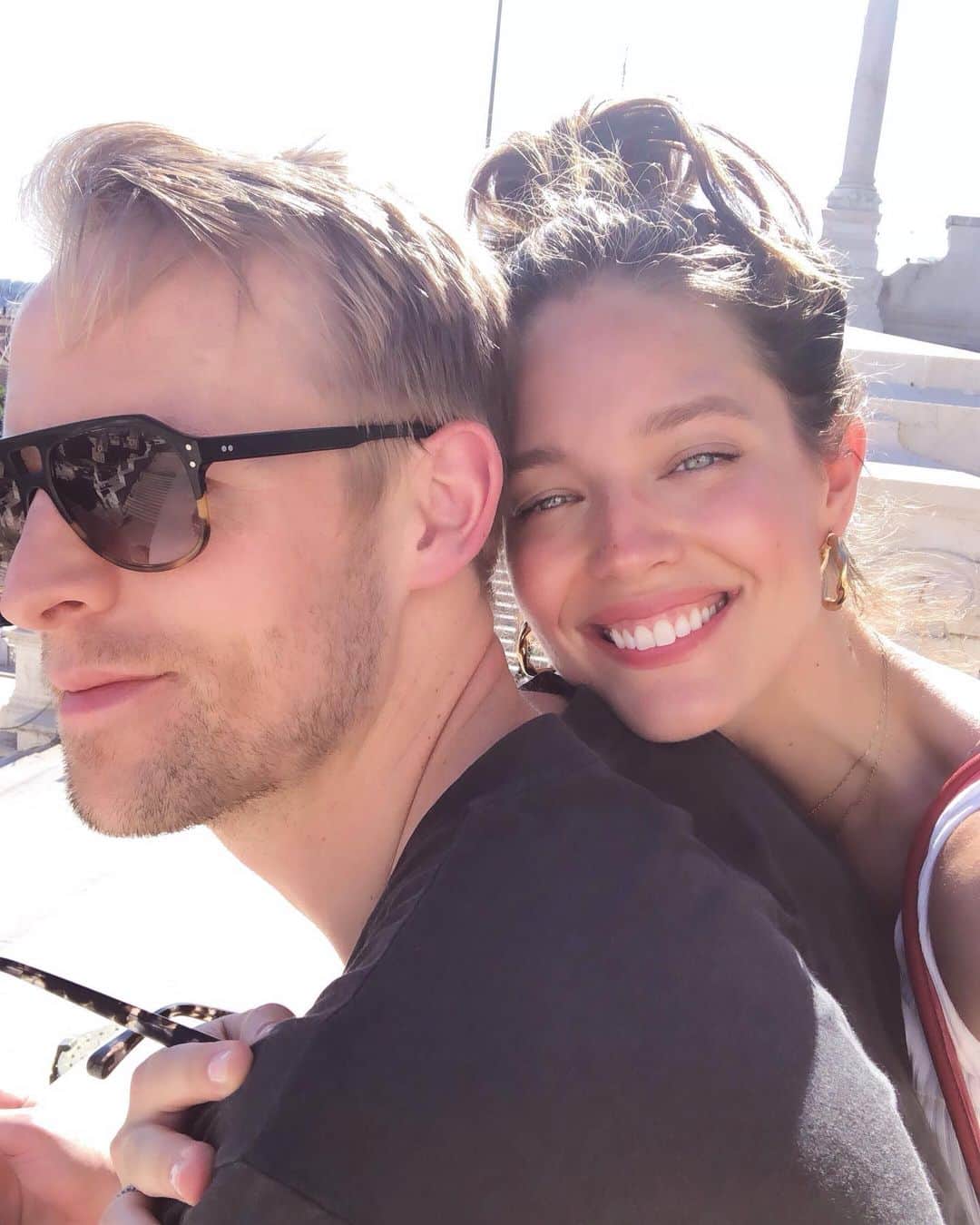 エミリー・DiDonatoのインスタグラム：「Stage 5 clinger ❤️」