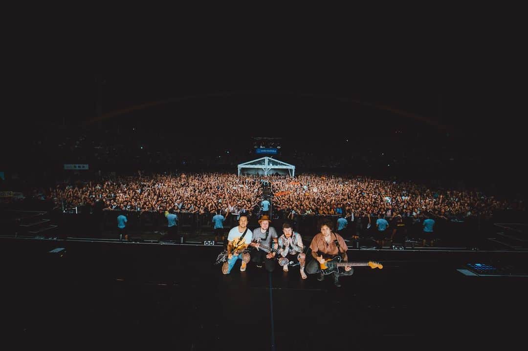 フォール・アウト・ボーイのインスタグラム：「Where's Waldo... but a panda. @summersonic_official round ✌️ in Osaka was a trip」