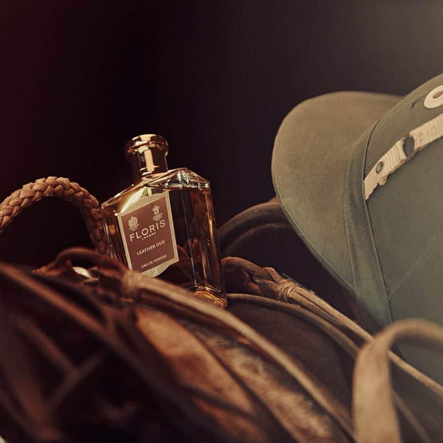 フローリスさんのインスタグラム写真 - (フローリスInstagram)「For the dynamic, bold and free-spirited, Floris Private Collection. #FlorisLondon #PrivateCollection #Perfume #EaudeParfum #LeatherOud #Oud #LuxuryPerfume #Fragrance」8月20日 1時50分 - florislondon