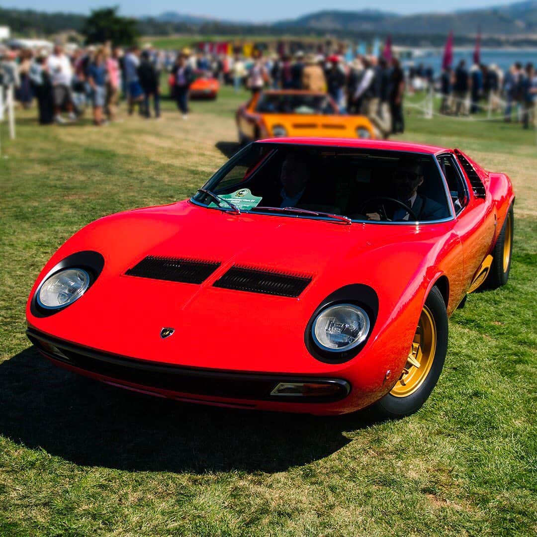 のインスタグラム：「@pebblebeachconcours 2019. The Best in Class award for the special “Lamborghini Miura” category: the magnificent 1972 Miura SV, owned by Jean Todt, President of FIA, totally restored by Lamborghini Polo Storico.  #Lamborghini #MiuraSV #MontereyCarWeek #PoloStorico」