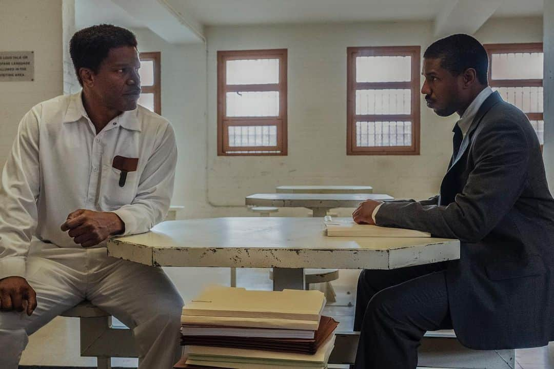 Warner Bros. Picturesさんのインスタグラム写真 - (Warner Bros. PicturesInstagram)「Based on the incredible true story by Bryan Stevenson – here is the first look at Michael B. Jordan and Jamie Foxx in #JustMercy.」8月20日 2時02分 - wbpictures