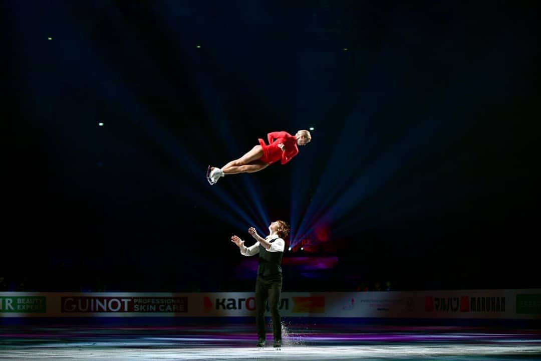 ISUグランプリシリーズさんのインスタグラム写真 - (ISUグランプリシリーズInstagram)「The best of both worlds: ⛸️ + 📸 = ✨ M A G I C ✨  #worldphotographyday #worldphotoday #FigureSkating 📸: ISU / GettyImages」8月20日 2時22分 - isufigureskating_x