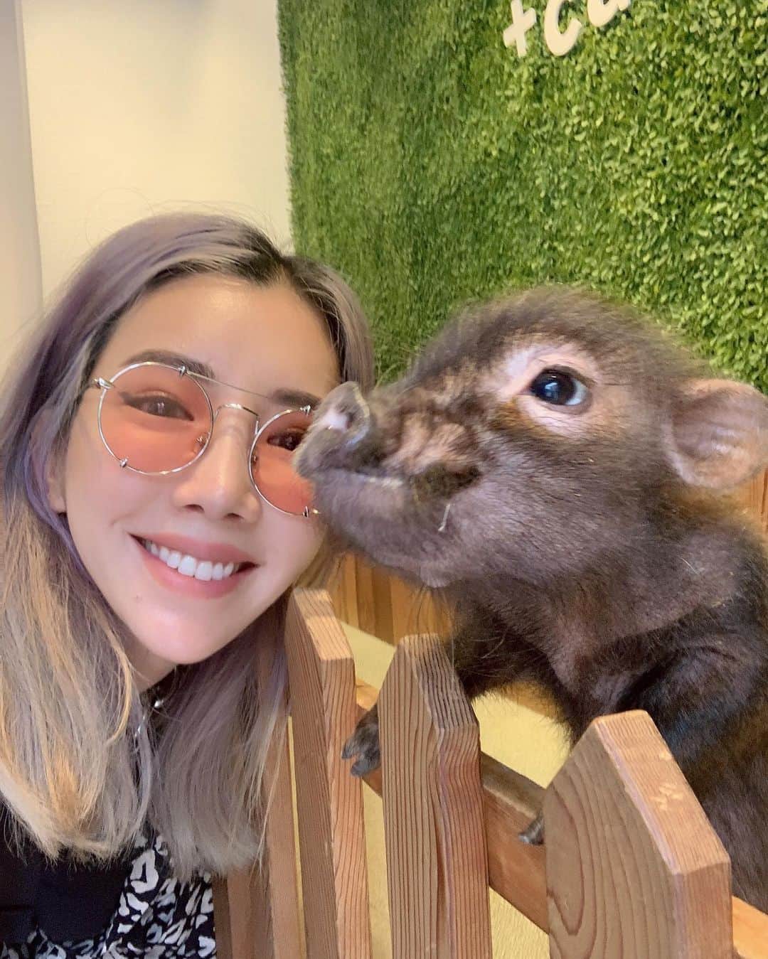 TOKiMONSTAさんのインスタグラム写真 - (TOKiMONSTAInstagram)「I had a great day bc I met this gal. Bell Chan is my new friend. I think I might be a little clingy, but I just really want her to like me.」8月20日 2時27分 - tokimonsta