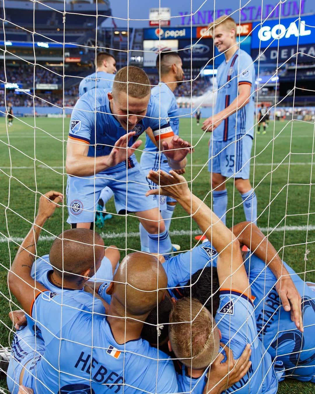 ニューヨーク・シティFCさんのインスタグラム写真 - (ニューヨーク・シティFCInstagram)「Season 5️⃣ favorites through the lens of club photographer @kcahalin 📸 #WorldPhotographyDay #NYCFC」8月20日 2時46分 - nycfc