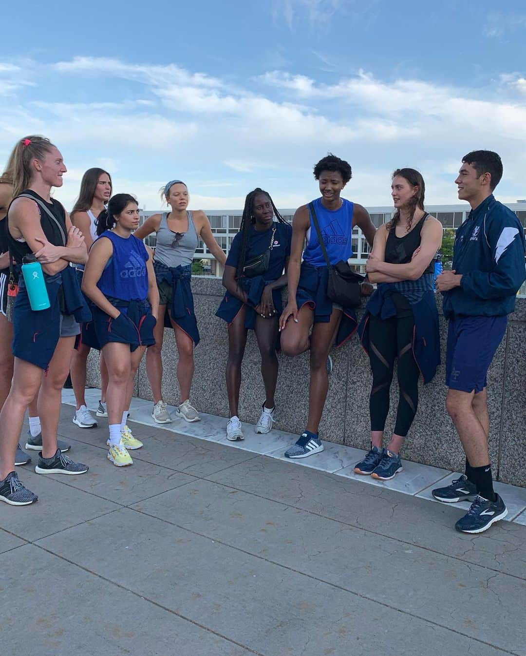 USA Volleyballさんのインスタグラム写真 - (USA VolleyballInstagram)「@usavwnt took a break from training to visit the #AirForceAcademy in @olympiccityusa. They had chance to talk with some cadets, and seeing parallels as a National Team athlete and a cadet representing our country in different ways but with 🇺🇸 on their chests. Come watch the USA women and men play Aug. 22-24 in NORCECA Champions Cup at the Olympic & Paralympic Training Center in #ColoradoSprings at 5 pm and 7 pm each night.」8月20日 13時20分 - usavolleyball