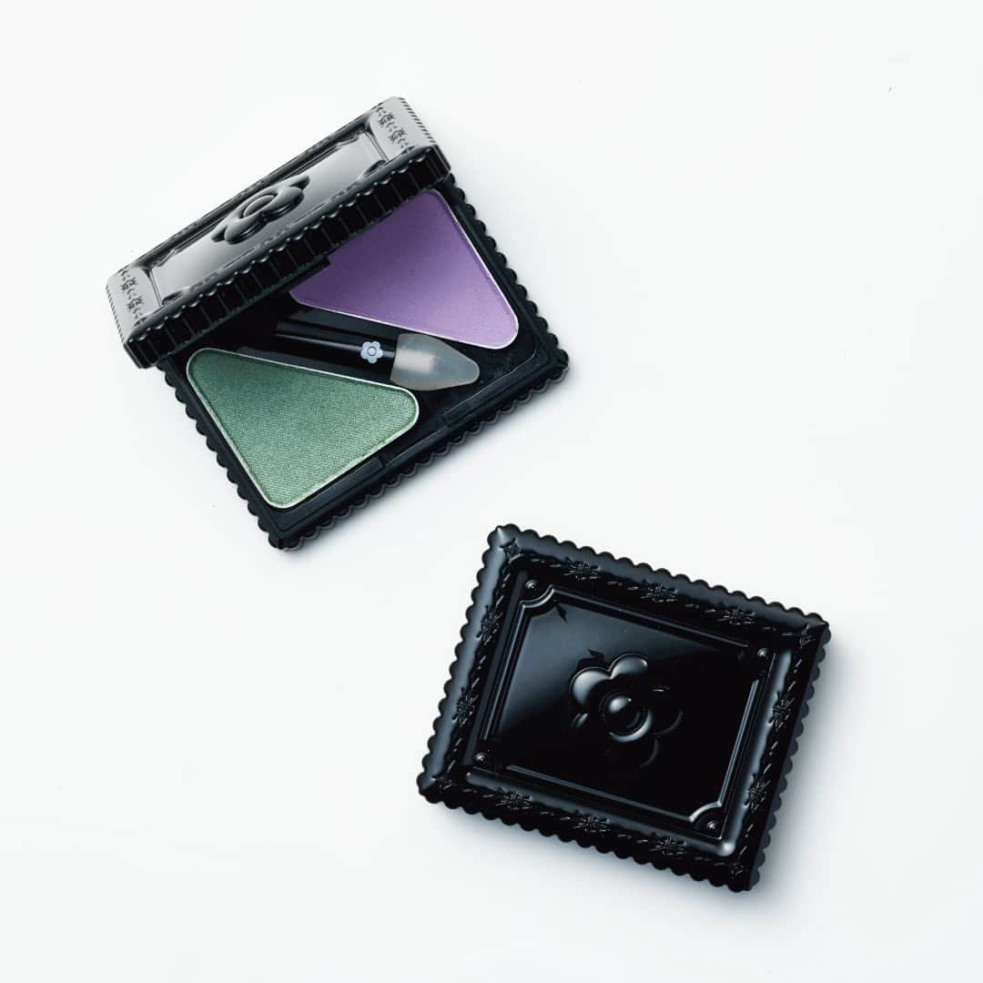 MARY QUANT officialさんのインスタグラム写真 - (MARY QUANT officialInstagram)「#EYEOPNER 左からG-03,V-02 - #COLOURPALETTE (P) - #MARYQUANT #COSMETIC #EYESHADOW」8月20日 13時21分 - maryquant_official
