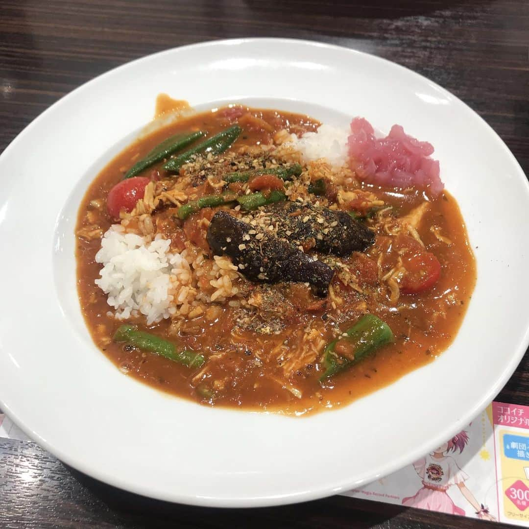 わたなべだいすけさんのインスタグラム写真 - (わたなべだいすけInstagram)「CoCo壱 大人のスパイシーカレー THEチキベジ おいしかった。「ラジオのおじさん」の収録でした。」8月20日 13時21分 - daisukewhatanabe