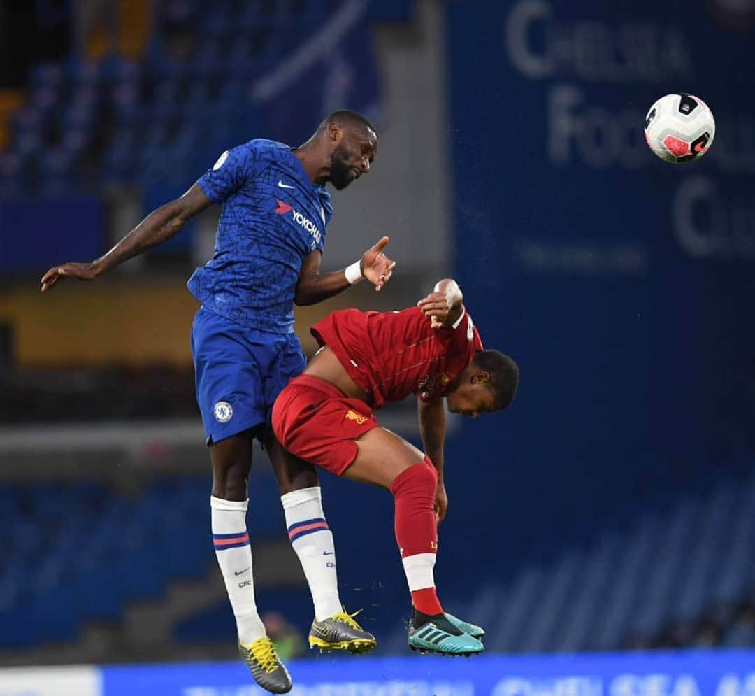 アントニオ・リュディガーさんのインスタグラム写真 - (アントニオ・リュディガーInstagram)「Back on the pitch for 90 min. 💪🏾🙏🏾👍🏾⚽️ thanks to the @chelseafc development squad 🙏🏾 #cleansheet #homevictory #comebackwork #Hustle #AlwaysBelieve」8月20日 6時35分 - toniruediger