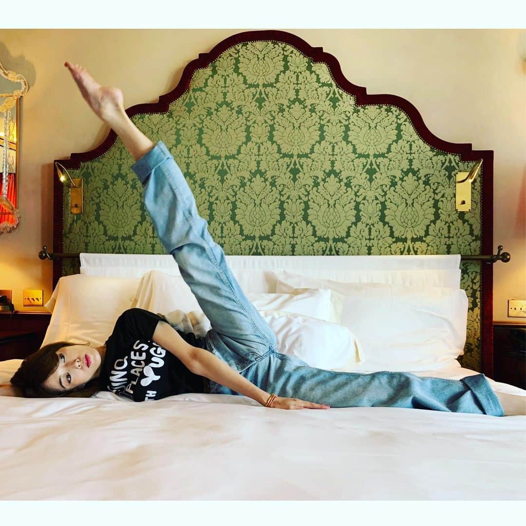 大和悠河さんのインスタグラム写真 - (大和悠河Instagram)「ベッドでWarming up time. GOING PLACES WITH YUGA . . . . . #Warminguptimeinbed #TerrazzaDanieli #GOINGPLACESWITH YUGA  #Warminguptime #justwarmingup  #warmingup #inbed  #inquelletrinemorbide  #yugayamato #大和悠河」8月20日 7時02分 - yugayamato