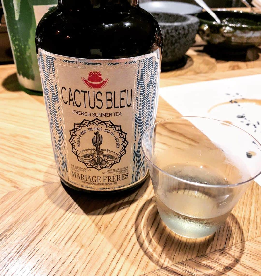 mori_no_tsukueさんのインスタグラム写真 - (mori_no_tsukueInstagram)「“CACTUS BLEU” Mariage Frèresのフレンチサマー・ティーコレクションの１つ 色彩の変化を楽しむ“サボテンの実”が入った涼しげな水色のティー  #CACTUSBLEU #カクタスブルー #サマーティー  #modernmexican #kiyas #恵比寿界隈の美味しい店  #マリアージュフレール」8月20日 7時13分 - mori_no_tsukue