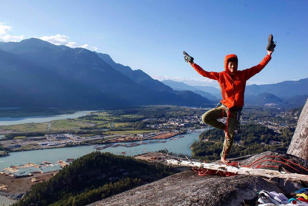 一宮大介さんのインスタグラム写真 - (一宮大介Instagram)「I enjoy in Squamish with @eiji_614  The another climbing style makes me psyched as well.  @mountainhardwear.jp @evolv_japan @latticetraining @frictionlabs @up.athlete @cannapresso_jp」8月20日 7時16分 - daisukeichimiya