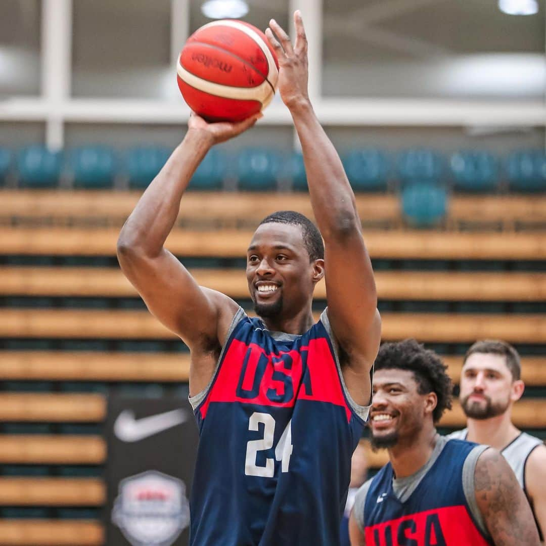 USA Basketballさんのインスタグラム写真 - (USA BasketballInstagram)「Straya Smiles」8月20日 8時10分 - usabasketball