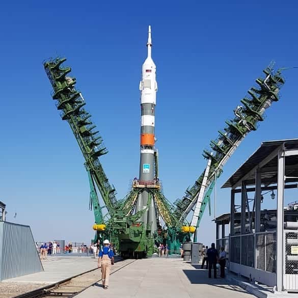 国際宇宙ステーションさんのインスタグラム写真 - (国際宇宙ステーションInstagram)「Russia’s Soyuz MS-14 crew ship has rolled out to its launch pad at the Baikonur Cosmodrome in Kazakhstan today. It will launch Wednesday with no crew onboard at 11:38 p.m. EDT to test its 2.1a booster segment during ascent. The unpiloted Soyuz spacecraft will automatically dock to the station’s Poisk module Saturday at 1:31 a.m. Credit: Roscosmos  #nasa #roscosmos #international #space #station  #soyuz #rocket #baikonur #cosmodrome #kazakhstan」8月20日 8時08分 - iss