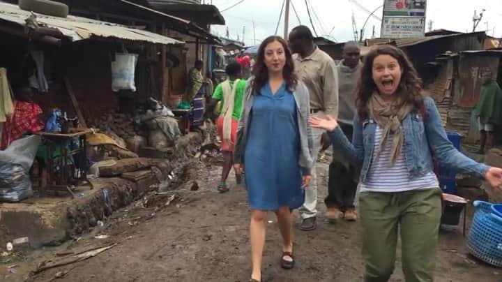 アダム・シャピロのインスタグラム：「Just sending love and JAMBO to our friends at @shofco in Kibera, Nairobi, Kenya... We miss you guys @kenodede and @jessposnerodede! 🇰🇪 SHOFCO.ORG」