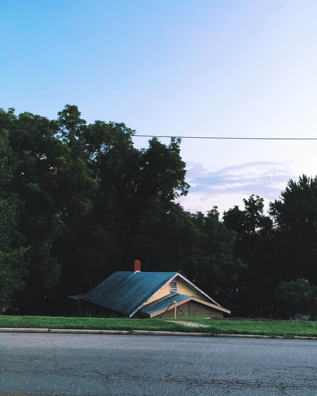 Robert Bingamanのインスタグラム：「KCK is a wonderland of sadness.」