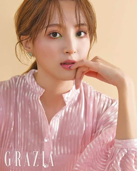 Just a girlさんのインスタグラム写真 - (Just a girlInstagram)「Jung Hye Sung @junghyesung91 For Grazia Magazine July Issue 💛 . . . . . #정혜성 #JungHyeSung #정은주 #kdrama #asiangirl#맞팔 #셀스타그램 #셀카 #얼스타그램 #데일리 #선팔 #인스타그램 #koreangirl #l4l #f4f  #like4like  #おしゃれ #オシャレ #いいね返し #フォロー #韓国人 #韓国 #セルカ #自撮り #ファッ」8月20日 9時39分 - cecithegirl