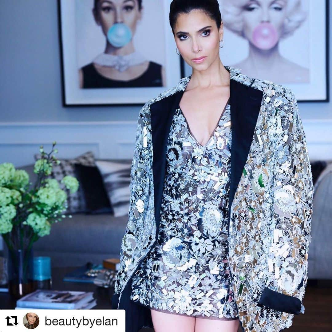 ロゼリン・サンチェスさんのインスタグラム写真 - (ロゼリン・サンチェスInstagram)「💕💕 #Repost @beautybyelan with @get_repost ・・・ Find out what #GIGI @roselyn_sanchez is up to tonight @grandhotelabc ! I will say this .... more secrets are revealed! 👌🏼👌🏼 . Makeup @BeautyByElan  Hair @paulanthonylove . #beautybyelan #makeupbyelan #elanEYES #grandhotel #abc #juicy」8月20日 9時44分 - roselyn_sanchez