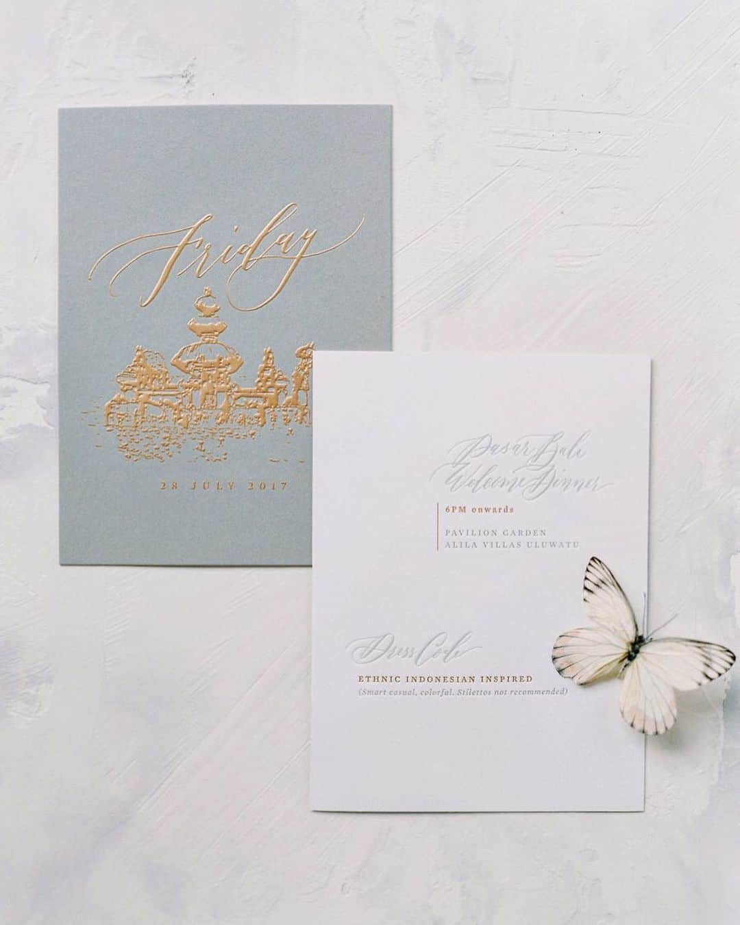 Veronica Halimさんのインスタグラム写真 - (Veronica HalimInstagram)「Flash back to this pretty stationery cards I did with @flying_bride  That little butterfly 💕 — #vhcalligraphy #truffypi #weddingstationery #weddinginvitation #moderncalligraphy #weddingsuites #weddingcalligraphy #baliwedding #destinationwedding #fineartwedding #oncewed #smpweddings #calligraphyid #igersjp #カリグラフィー #モダンカリグラフィー #カリグラフィースタイリング #ウェディング #calligraphystyling #rumtobee」8月20日 10時13分 - truffypi