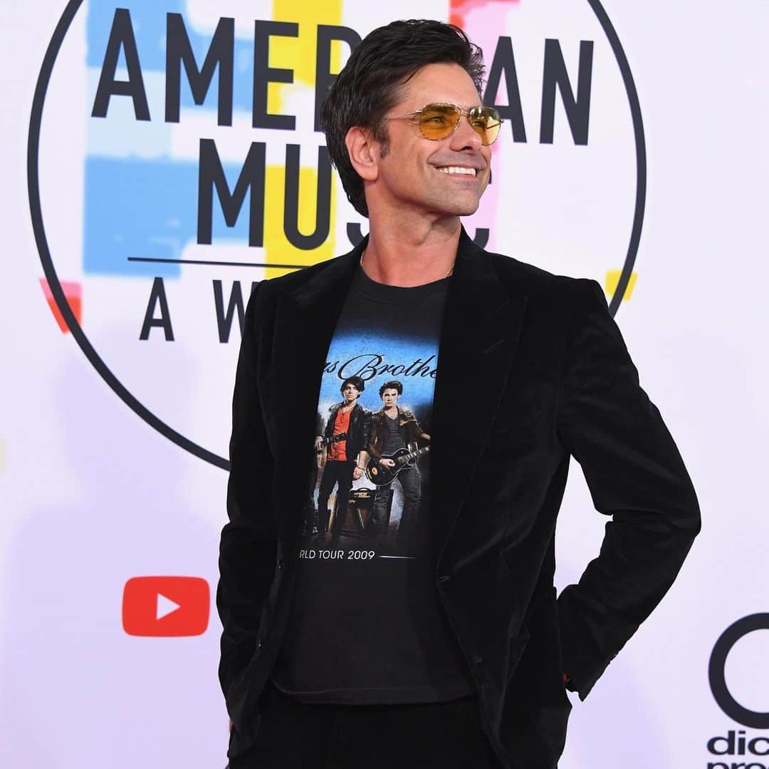 E! Onlineさんのインスタグラム写真 - (E! OnlineInstagram)「Today is John Stamos' birthday. Everyone say it with us: HAVE MERCY! 🔥 (📷: Instagram, Getty Images)」8月20日 10時32分 - enews