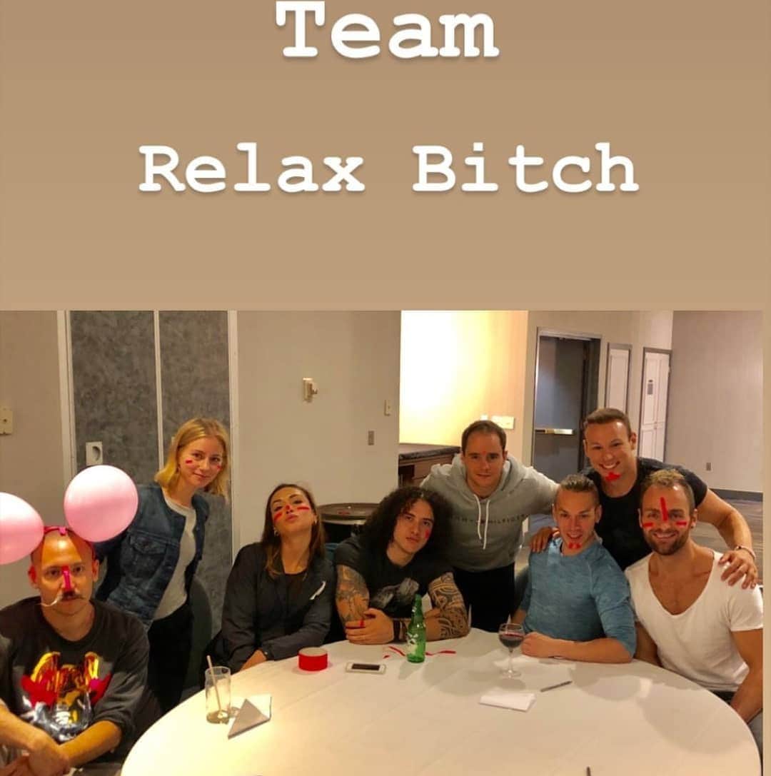 レオ・ルカ・スフォルツァさんのインスタグラム写真 - (レオ・ルカ・スフォルツァInstagram)「Team Relax bitch for trivia 💪🏻」8月20日 10時40分 - leolucasforza