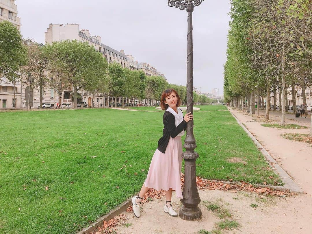 桜愛美さんのインスタグラム写真 - (桜愛美Instagram)「#paris #model #france」8月20日 10時44分 - manami_guitars