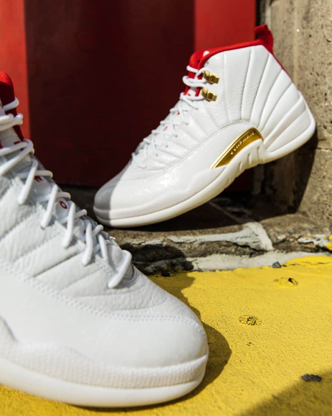 Foot Lockerさんのインスタグラム写真 - (Foot LockerInstagram)「Just clean. #Jordan Retro 12 'FIBA' Launching 8/23, In-Store and Online  Men's and Kids」8月20日 12時03分 - footlocker