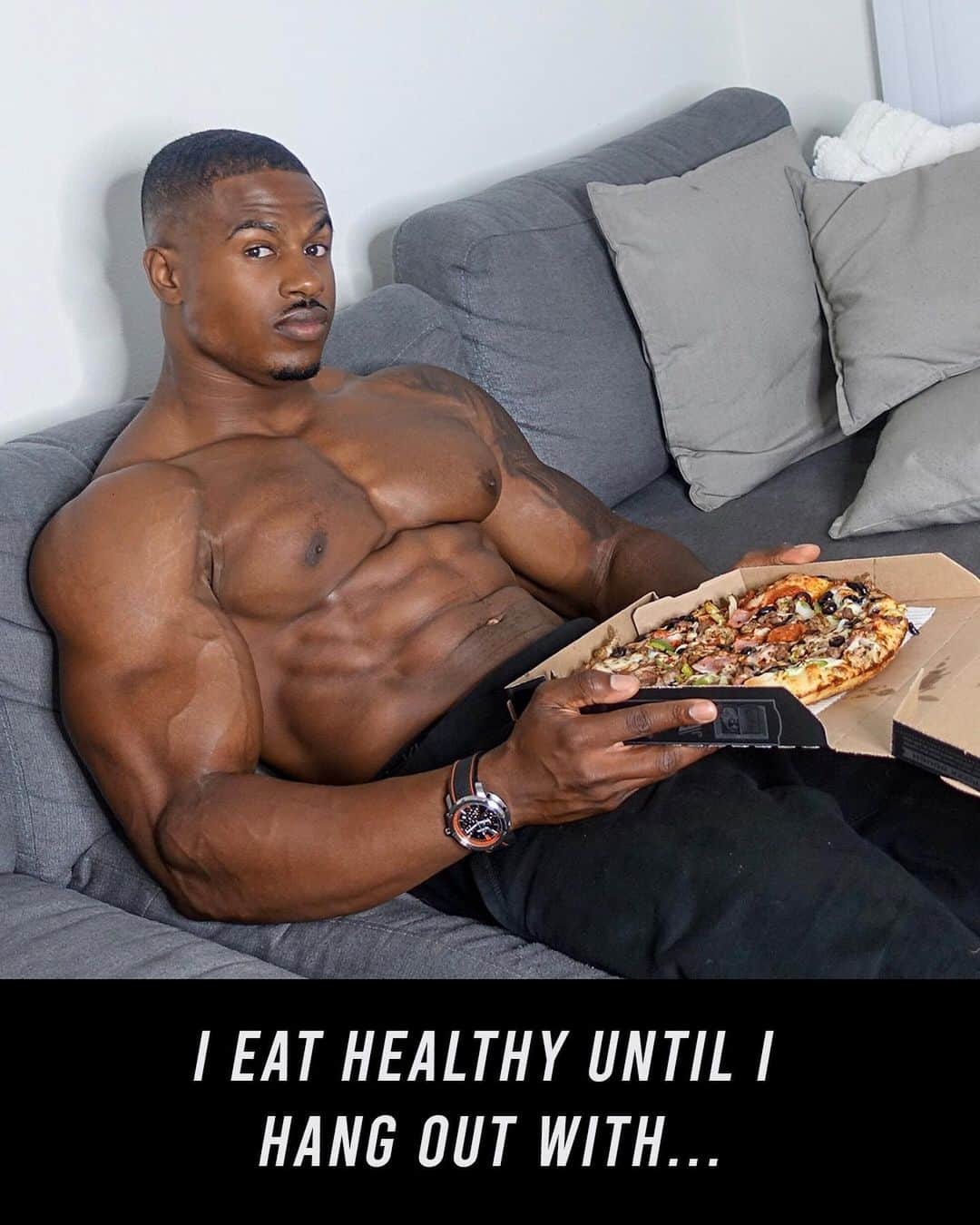 Simeon Pandaさんのインスタグラム写真 - (Simeon PandaInstagram)「😄Tag the cheat meal connoisseurs 👇🏾」8月20日 12時47分 - simeonpanda