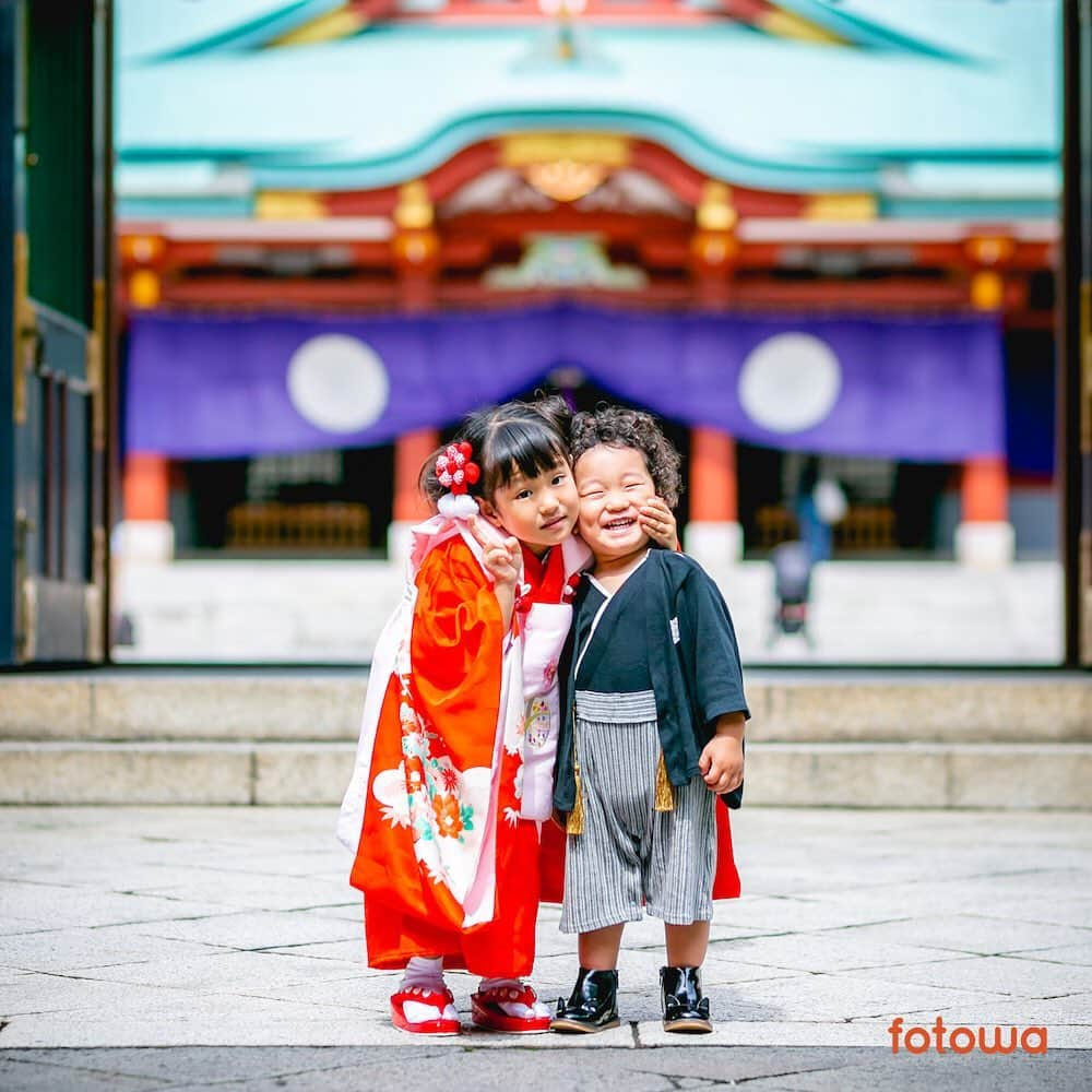 otowa (フォトワ)さんのインスタグラム写真 - (otowa (フォトワ)Instagram)「夏の撮影中は水分補給が大事！そんなかわいい姿もパシャり🥤﻿ ﻿ 📷スズキ様のお写真より﻿ ﻿ Photo by meganecco Photography﻿ ﻿ ▷https://fotowa.com/photographers/meganecco_Photography/reviews/9978﻿ ﻿ .............﻿ ﻿ #fotowa #フォトワ﻿ #fotowaの七五三 ﻿ #出張撮影 #出張カメラマン﻿ ﻿ #家族写真 #ファミリーフォト﻿ #キッズコーデ #写真好きな人と繋がりたい #新米ママ﻿ #親バカ部 #赤ちゃん #おやばか部 #赤ちゃんのいる暮らし﻿ #コドモダカラ #親子 #キズナ #子育て﻿ #赤ちゃんのいる生活 #育児 #子育てぐらむ﻿ #七五三 #七五三3歳 #七五三7歳 #七五三女の子 #753 #七五三写真」8月20日 12時48分 - fotowa.jp