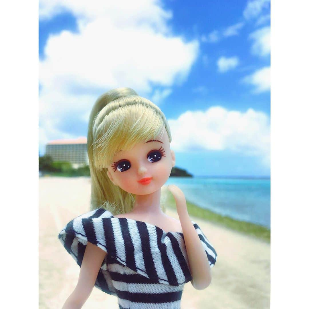 リカちゃんさんのインスタグラム写真 - (リカちゃんInstagram)「I'm worried about getting sunburn！ 海はとっても楽しいけど、その分日焼けも心配！日焼けをするとお肌が乾燥しちゃうから、おうちに帰ったらしっかりと保湿しようっと☆ みんなも、リカと一緒にうるうるお肌を目指しましょ♡ #リカちゃん #fashion #ootd #hairstyle #licca #liccadoll #japanesedoll #japan #girl #instadaily #instagood #instagramjapan #instagram」8月20日 13時00分 - bonjour_licca