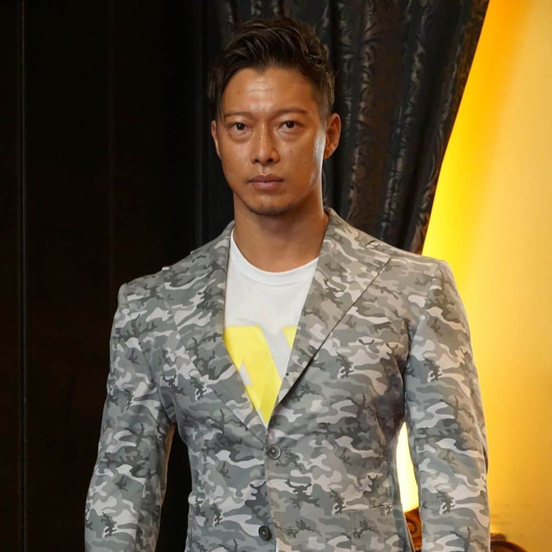Luxumさんのインスタグラム写真 Luxuminstagram Shogo Sato Smart Jacket Style He Is The First Player In The World In Physique Luxum ラグマ 佐藤正悟 Shogosato オーダースーツ大阪 オーダースーツ Physique Bodybuilding Fitness フィジーク