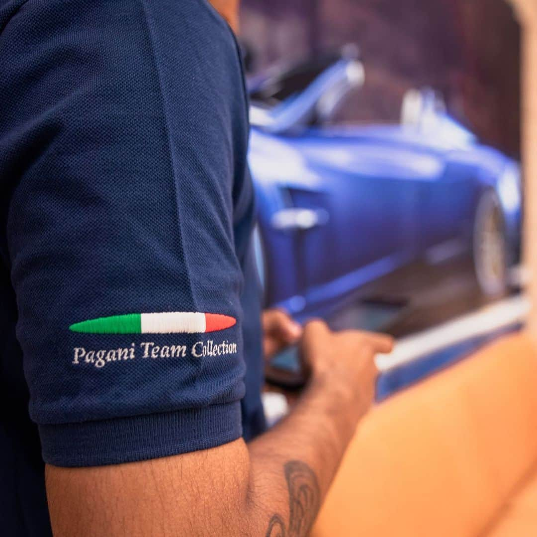 CarsWithoutLimitsさんのインスタグラム写真 - (CarsWithoutLimitsInstagram)「Official Pagani merchandise supplied by @mantore_cmcmotorsports . High quality, authentic and comfort fitting 👕Thanks to @mantore_cmcmotorsports for hooking us up with Pagani merch! Check out @mantore_cmcmotorsports for a complete list of other manufacturers 🏎 Photos @maxparkesphoto  #carswithoutlimits #pagani #huayra #zonda #huayrabc #merchandise #clothing #sponsor」8月21日 0時06分 - carswithoutlimits