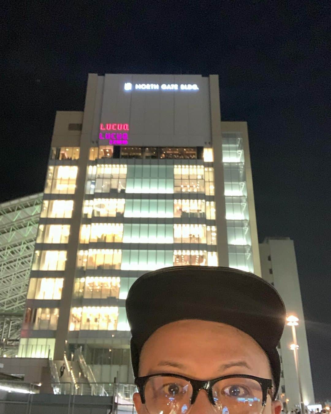 のインスタグラム：「大阪ルクアイーレ、準備完了しました!! 明日からDEPARTMENT STORE TOUR-2019がスタートます!! 1週間、店頭にて皆様のご来店をお待ちしておりますので宜しくお願い致します(^^)🏬🕴 TEARS OF SWAN×Amijed/DEPARTMENT STORE TOUR-2019  BRAND:Tears of Swan  Amijed  and more…  2019.8/21(wed)〜8/27(tue) LUCUA1100 〒530-8558  大阪市北区梅田3-1-3-2F isetan Urban Market （イセタンアーバンマーケット） プロモーション3  @tears_of_swan #tearsofswan @amijed_official  #amijed #大阪 #ルクアイーレ  #lucua1100  #isetanurbanmarket  #departmentstoretour #departmentstore #tour #2019」
