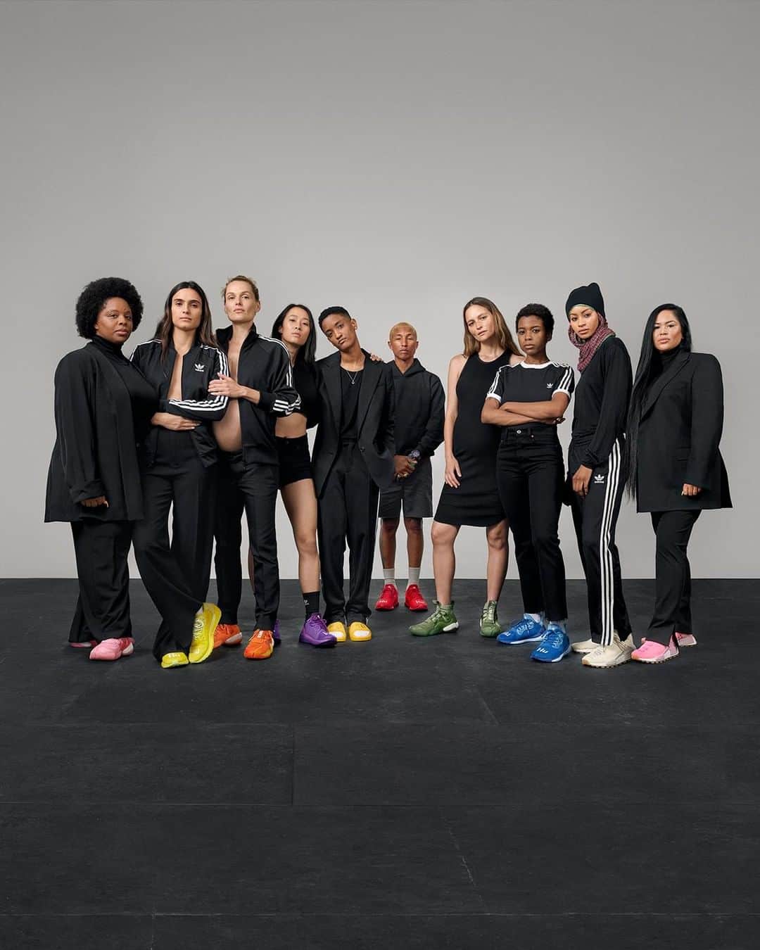 Foot Lockerさんのインスタグラム写真 - (Foot LockerInstagram)「Now is our Time to ensure equality in the World. @adidasoriginals & Pharrell's latest collaboration is told from the point of view of females from different backgrounds and the allies who support them.」8月20日 23時20分 - footlocker