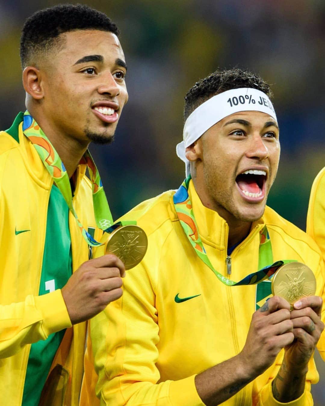 FIFAワールドカップさんのインスタグラム写真 - (FIFAワールドカップInstagram)「#OnThisDay in 2016, #Brazil claimed their first #Olympic Football Tournament gold in the most dramatic of finals, with #Neymar scoring the winning penalty in a shoot-out to defeat Germany 5-4, following a game that had finished 1-1 after 120 minutes. 🇧🇷🥇」8月20日 23時37分 - fifaworldcup