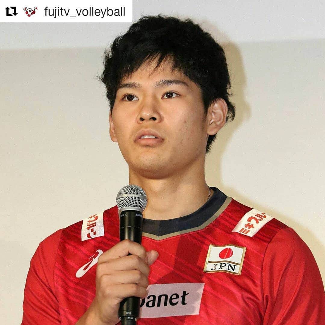 岡山放送さんのインスタグラム写真 - (岡山放送Instagram)「#Repost @fujitv_volleyball (@get_repost) ・・・ ワールドカップへの誓い💪 男子日本代表🇯🇵西田有志選手✨ 『今回のワールドカップは初めての経験。その次の大会にはオリンピックが控えているので、ワールドカップで良い結果を残してオリンピックに繋げていきたいと思います』  高校卒業と同時に日本代表に選出されると、代表２年目となる今年の国際大会では総得点、サーブ得点で全体２位の活躍🤩 19歳の怪物サウスポーがワールドカップで更なる飛躍を遂げます‼️ #ワールドカップバレー  #9月14日開幕」8月20日 23時48分 - ohk_official