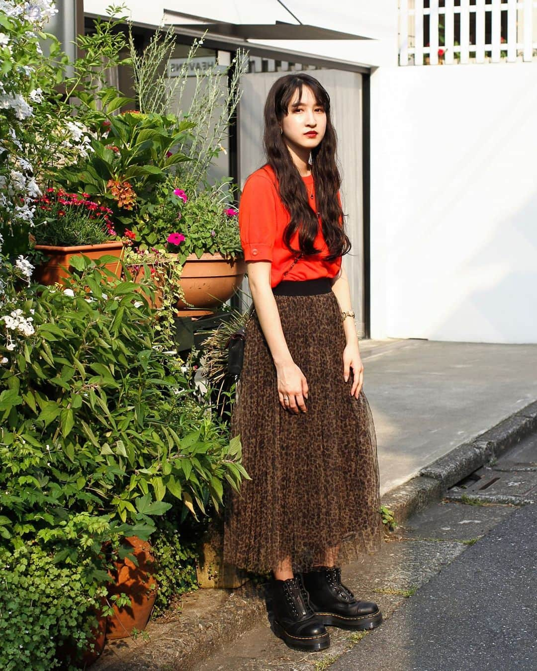 Fashionsnap.comさんのインスタグラム写真 - (Fashionsnap.comInstagram)「【#スナップ_fs】 Name 和田 望伶  T-Shirt #APC Bag #CHANEL Shoes #DrMartens Earring #vintage Bracelet #vintage  #fashionsnap #fashionsnap_women」8月20日 15時18分 - fashionsnapcom