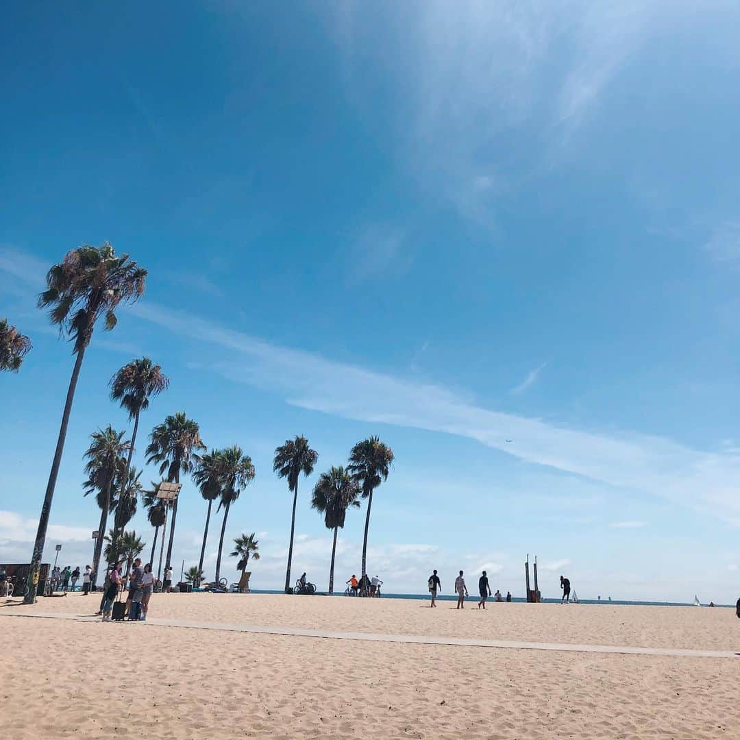 西山美希子さんのインスタグラム写真 - (西山美希子Instagram)「Venice beach!!!!!! #summerbreak #la #venicebeach」8月20日 15時26分 - mariaclove