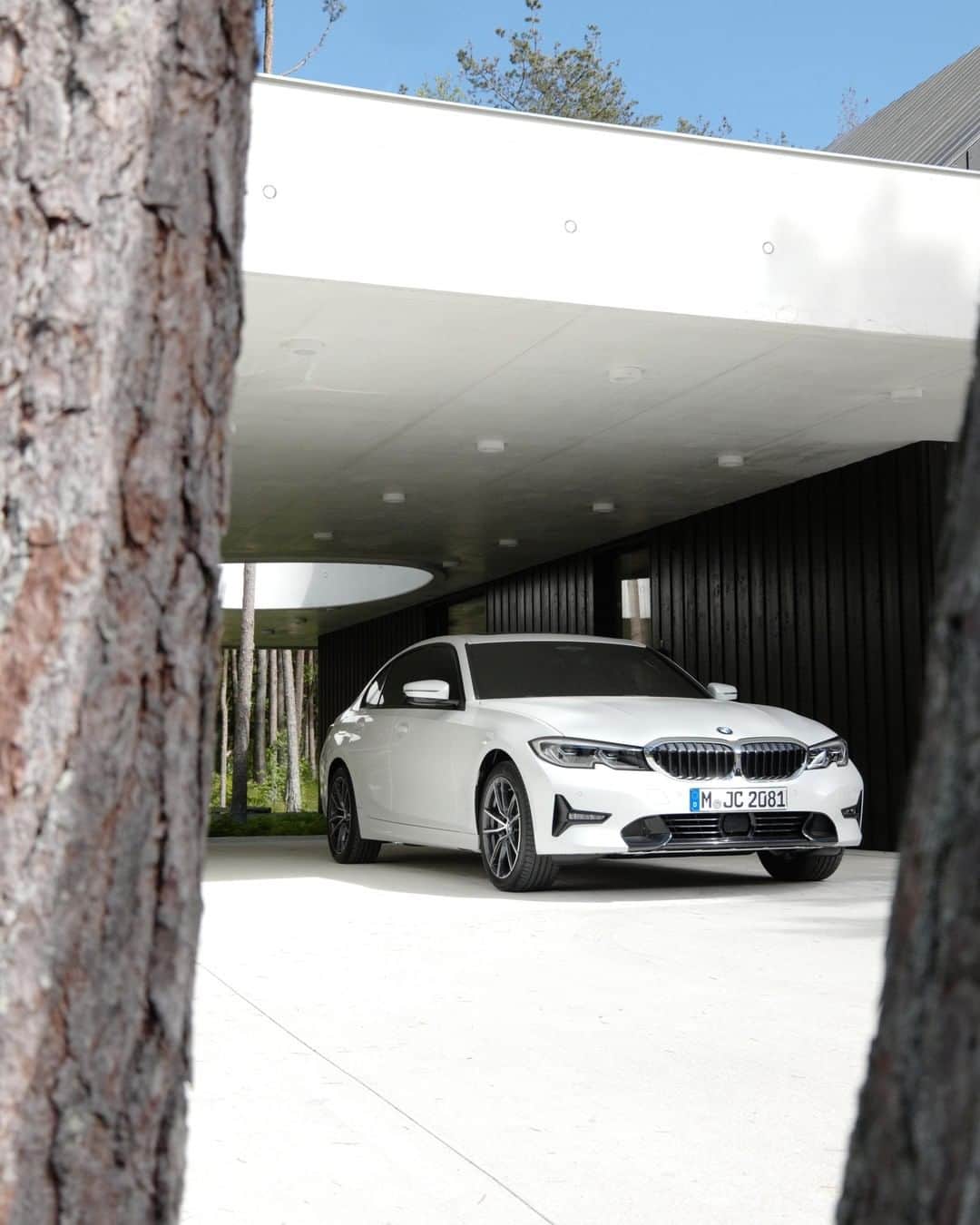 BMWのインスタグラム：「Power and maximum efficiency. The BMW 3 Series Sedan. #THE3 #BMW #3Series __ BMW 330e Sedan: Energy consumption in kWh/100 km (combined): 15.4 – 14.8. Fuel consumption in l/100 km (combined): 1.9 – 1.6. CO2 emissions in g/km (combined): 43 – 37.  Acceleration (0-100 km/h): 5.9 s. Power: 215 kW, 292 hp, 420 Nm. Top speed (limited): 230 km/h.  The values of fuel consumptions, CO2 emissions and energy consumptions shown were determined according to the European Regulation (EC) 715/2007 in the version applicable at the time of type approval. The figures refer to a vehicle with basic configuration in Germany and the range shown considers optional equipment and the different size of wheels and tires available on the selected model. The values of the vehicles are already based on the new WLTP regulation and are translated back into NEDC-equivalent values in order to ensure the comparison between the vehicles. [With respect to these vehicles, for vehicle related taxes or other duties based (at least inter alia) on CO2-emissions the CO2 values may differ to the values stated here.] The CO2 efficiency specifications are determined according to Directive 1999/94/EC and the European Regulation in its current version applicable. The values shown are based on the fuel consumption, CO2 values and energy consumptions according to the NEDC cycle for the classification. Further information on official fuel consumption figures and specific CO2 emission values of new passenger cars is included in the following guideline: 'Leitfaden über den Kraftstoffverbrauch, die CO2-Emissionen und den Stromverbrauch neuer Personenkraftwagen' (Guide to the fuel economy, CO2 emissions and electric power consumption of new passenger cars), which can be obtained free of charge from all dealerships, from Deutsche Automobil Treuhand GmbH (DAT), Hellmuth-Hirth-Str. 1, 73760 Ostfildern-Scharnhausen and at https://www.dat.de/co2/.」