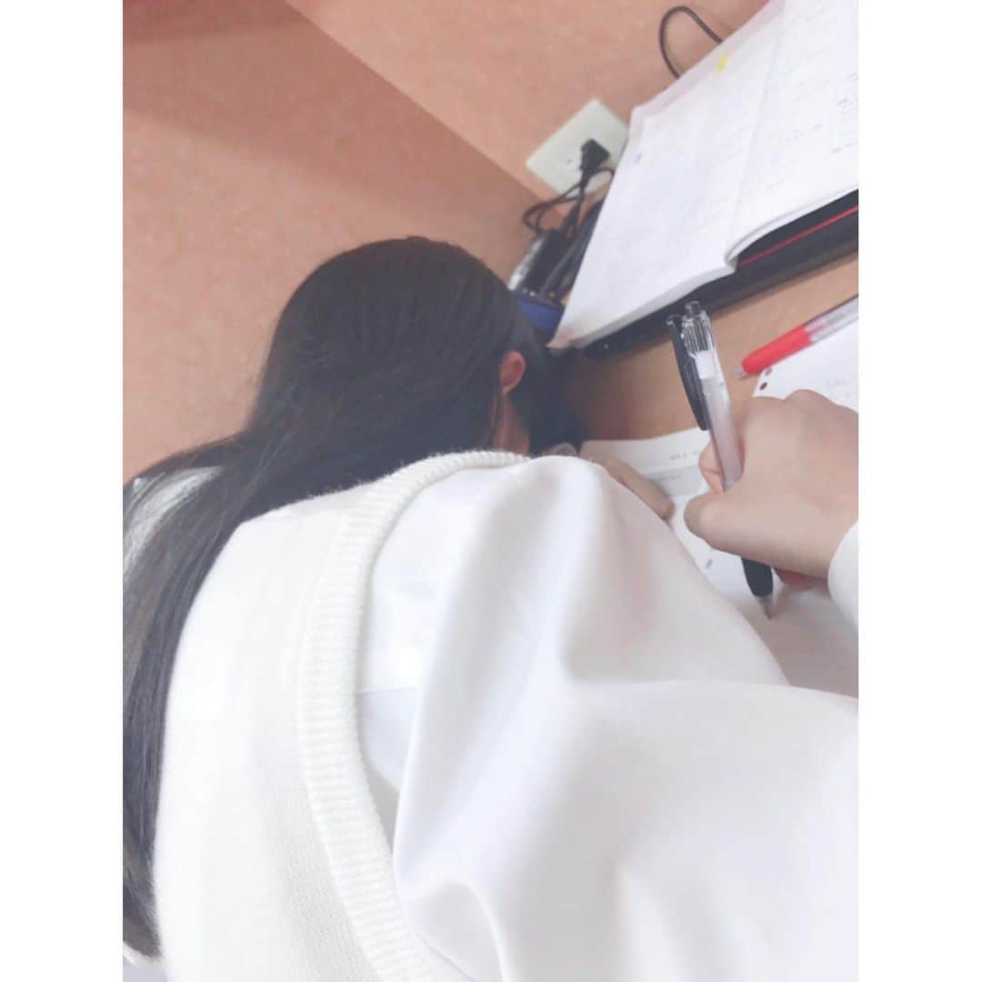 愛花さんのインスタグラム写真 - (愛花Instagram)「JK時代🤨」8月20日 17時07分 - hi_erica_official