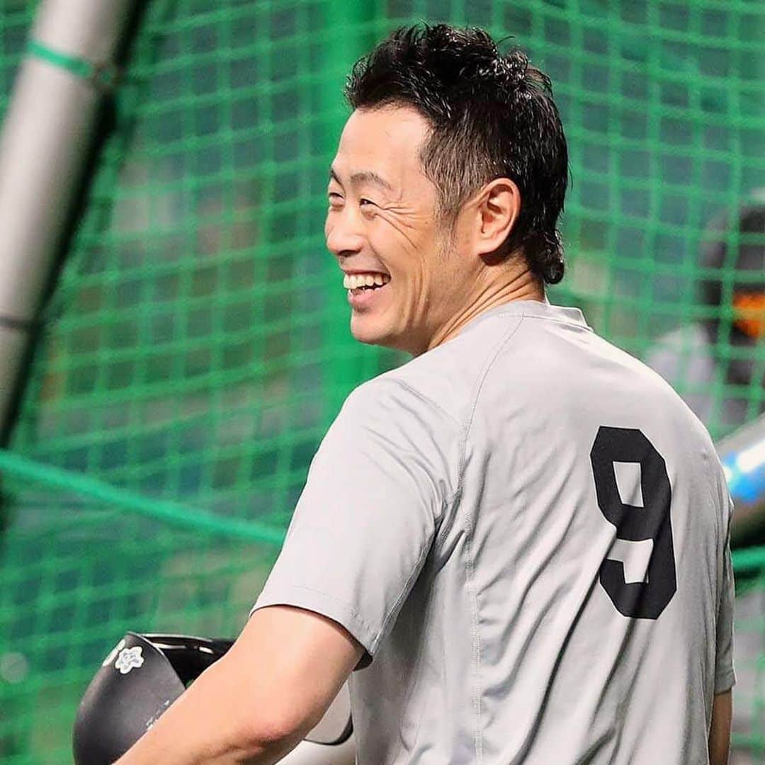 読売巨人軍さんのインスタグラム写真 - (読売巨人軍Instagram)「#坂本勇人 選手 #亀井善行 選手 #田口麗斗 投手 #メルセデス 投手 #重信慎之介 選手 #増田大輝 選手 #鍵谷陽平 投手 #巨人 #giants #ジャイアンツ #読売ジャイアンツ #和と動  #ナゴヤドーム」8月20日 17時23分 - yomiuri.giants